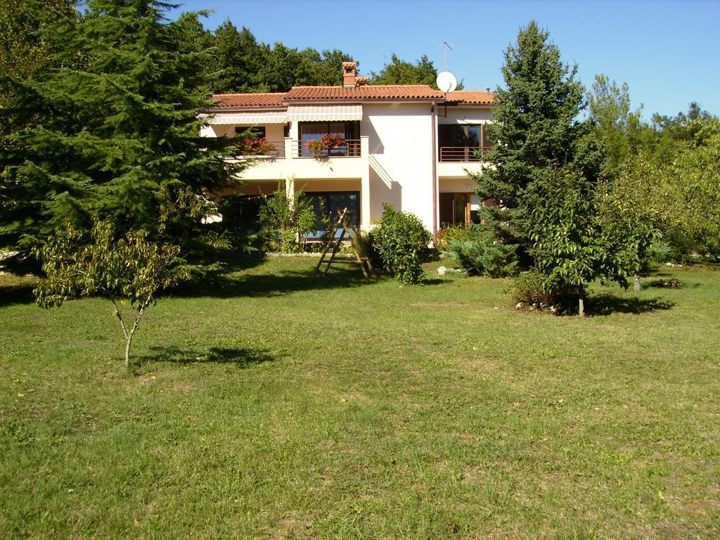 Apartment Neda Z-Velika Okucnica, Besplatni Parking I Opticki Wi-Fi Labin  Ruang foto